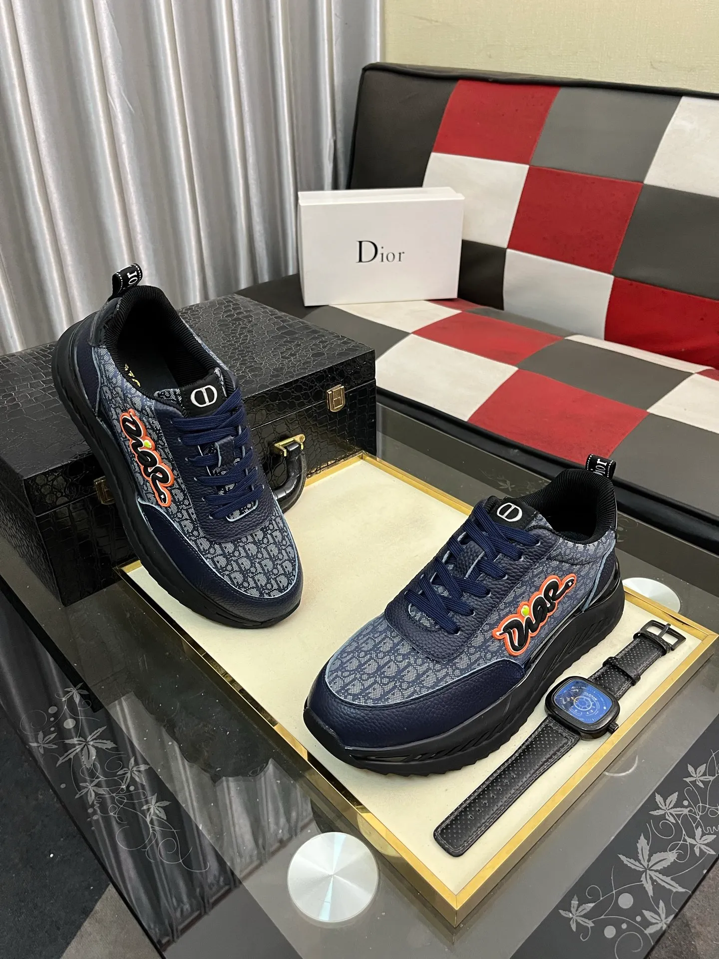 Men's Men's Shoes💰458⌚️⌚️Dior unique modern style sneakers. Counter purchasing 🏃casual leather shoes😍😍 original cowhide leather imported from Italy (refuses to discolor and grind feet) soles: original soles specially provided by the original factory, super cool😍 lace up and walk with wind👍 style design ⚠️ super comfortable and wear-resistant original soles. Just like shooting the real thing 🎬The real thing is better Code number: 38-445⃣️Colors available